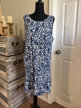 Lilly Pulitzer Kristen Flounce Dress in a blue and white lobster print
